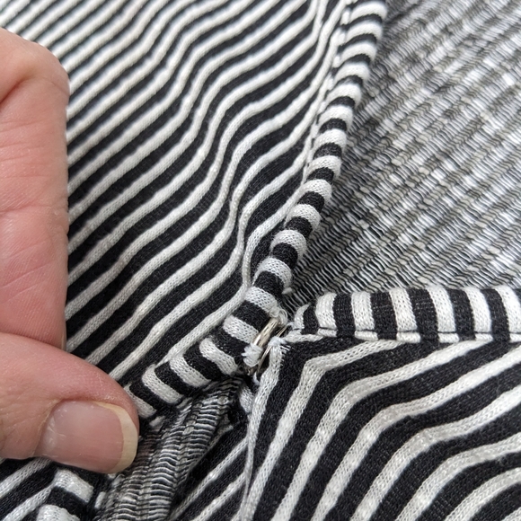 Caution to the wind midi dress - Picture 7 of 10